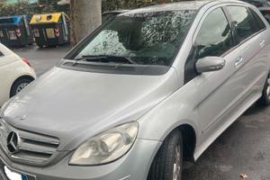 Mercedes Classe B 180 CDI pronta, nessun lavoro