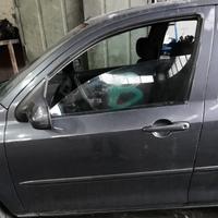 MAZDA 2 2006 - PORTA ANTERIORE SINSITRO