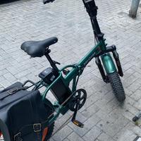 Bicicletta elettrica come un gioiello