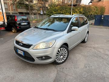 Ford Focus 1.6 90CV