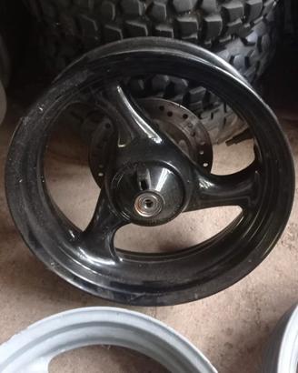 Cerchio 13 Nero Aprilia SR prima serie 