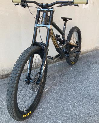 Mtb Downhill Commencal Furious