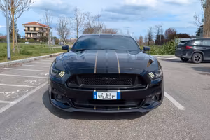 Ford Mustang GT 5.0 V8 Fastback 