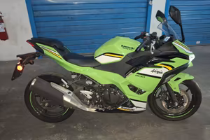 Kawasaki ninja 500 SE
