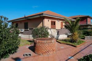 Villa Primosole beach