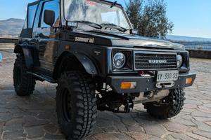 Auto Suzuki samurai