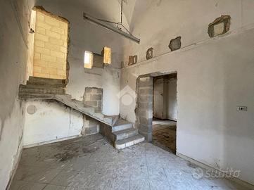 CASA INDIPENDENTE A RACALE