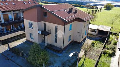 BIFAMILIARE A TOLMEZZO