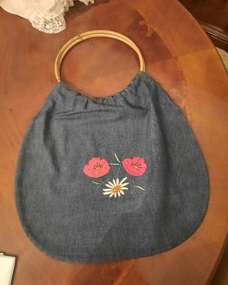 Borsa vintage anni '60 con ricamo a mano