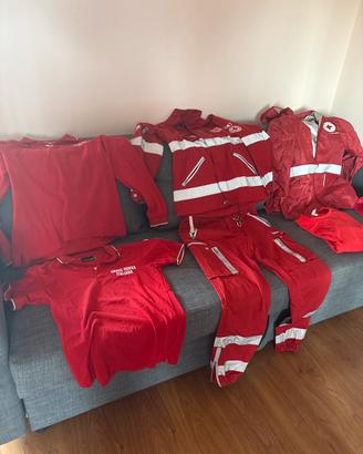 Abbigliamento Divisa Croce Rossa lotto completo
