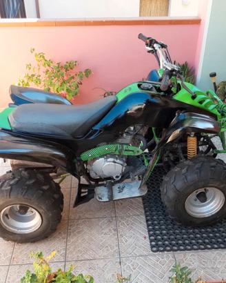 Quad agricolo gancio traino e carrello