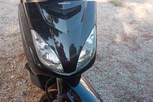 Yamaha xmax 250i
