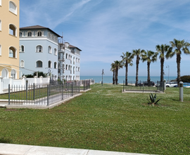 Esclusivo davanti al mare Porto Recanati centro