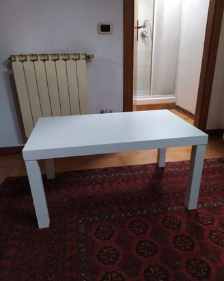 Tavolino bianco