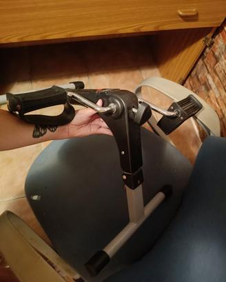 Pedaliera fitness braccia e gambe