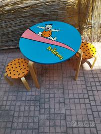 Set per bambini a tema "I Flintstones".