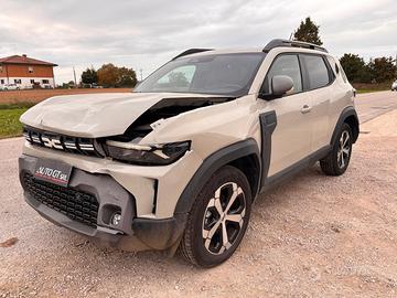 Dacia Duster Hybrid 140 CV Journey