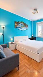 Ampia Camera Singola con divano e TV ALL INCLUSIVE