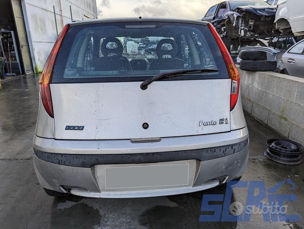 Fiat Punto 188 1.2 16v 80cv Feel - Auto In vendita a Asti