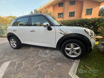 MINI COOPER COUNTRYMAN AUTOMATICA 1600 benz Euro 5