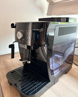 Macchina per il caffè De’Longhi Magnifica S