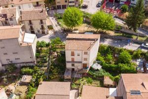 Casa indipendente di 217 m² con più di 5 locali e 