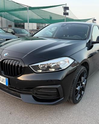 Bmw 116d 5p. Automatico Business Advantage