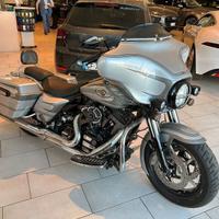 Harley-davidson FLHTCU Ultra Classic Electra Glide