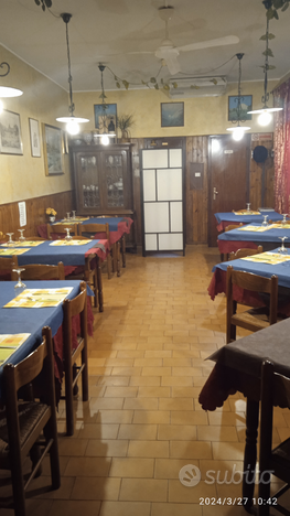 Bar trattoria, con buon avviamento,