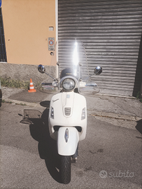 Piaggio vespa 300gts