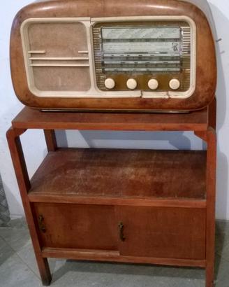 Radio Parker con mobile accessorio