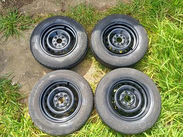 4 Cerchi in ferro 13' + 4 Copricerchi - Panda 169