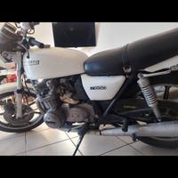 Kawasaki z650 