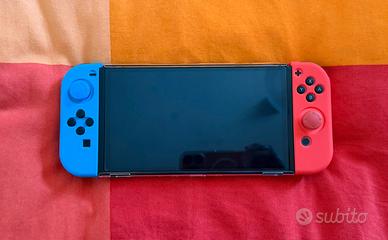 Nintendo Switch OLED come nuova