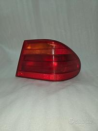 Stop destro Mercedes w210  