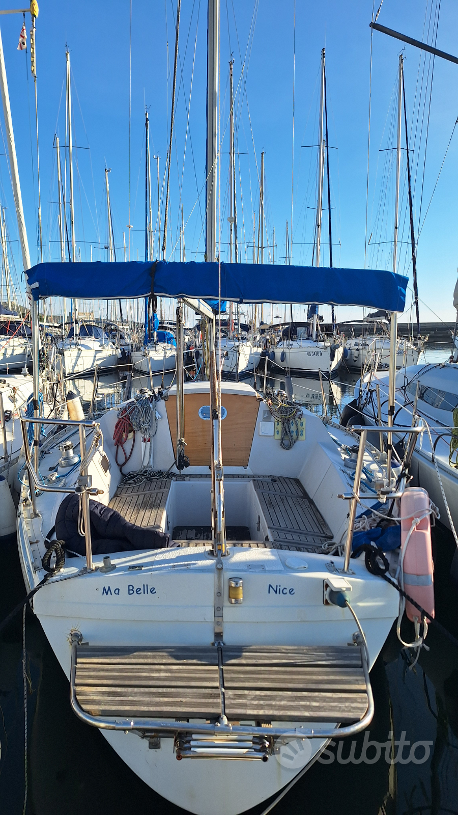 Jeanneau Aquila 28 — View photo 1