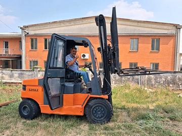 Carrello elevatore Lugli 405E - 40 Quintali Diesel