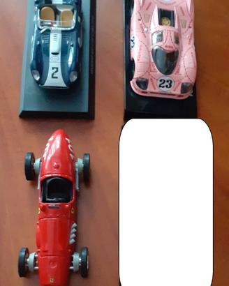 MODELLINI VINTAGE AUTO DA CORSA da collezione