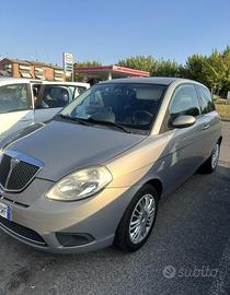 Lancia ypsilon 1.2 Oro