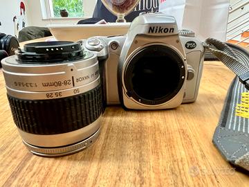 Macchina fotografica Nikon F55 +obiettivo 20/80