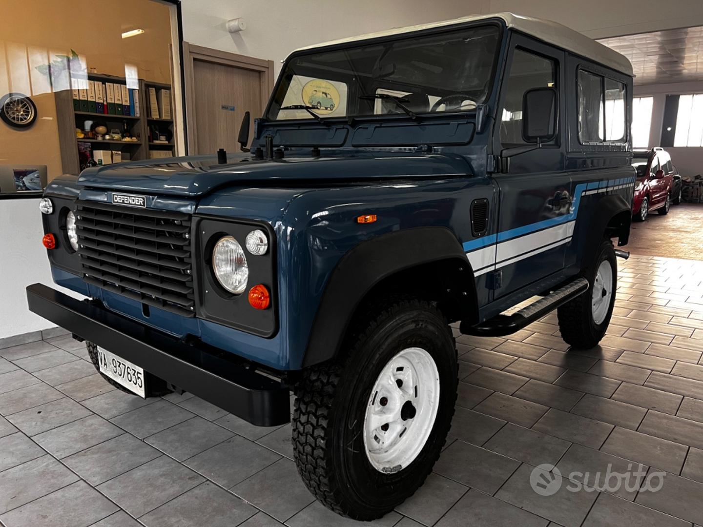 Land Rover Defender