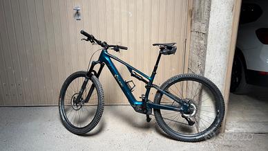 Ebike Cube AMS 144 mot. Bosch mod . SLX