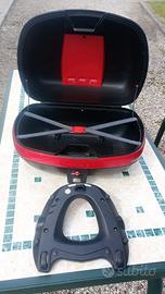 Bauletto moto Givi con piastra 