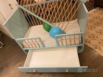Lettino IKEA MYLLRA sponda abbassabile + materasso