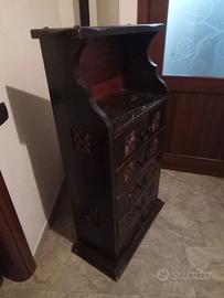 Cassettiera stile etnico con 5 cassetti