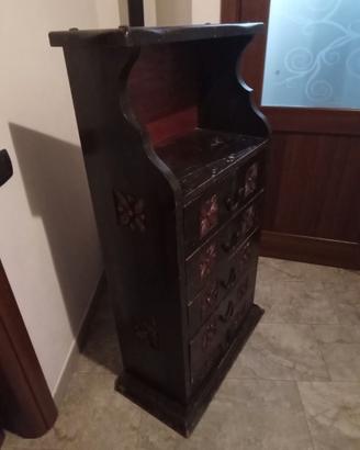 Cassettiera stile etnico con 5 cassetti