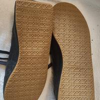 scarpe da tiro a segno pistola