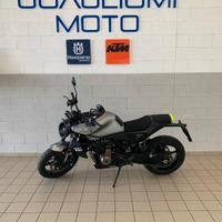 Husqvarna Vitpilen 801 stradale naked