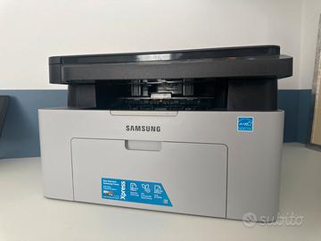 Samsung Xpress M2070 con scanner