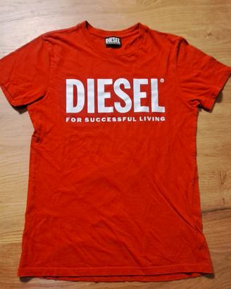 T-Shirt Diesel bimbo 12/14anni